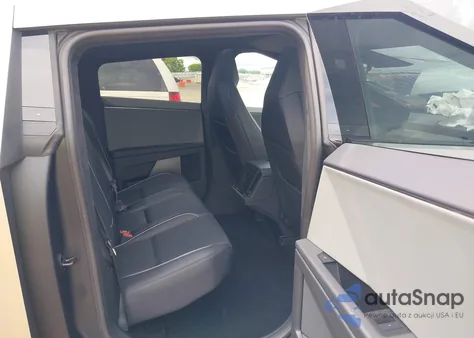 2024 Tesla Cybertruck All-Wheel Drive z USA, uszkodzony, nr VIN 7G2CEHED5RA039734